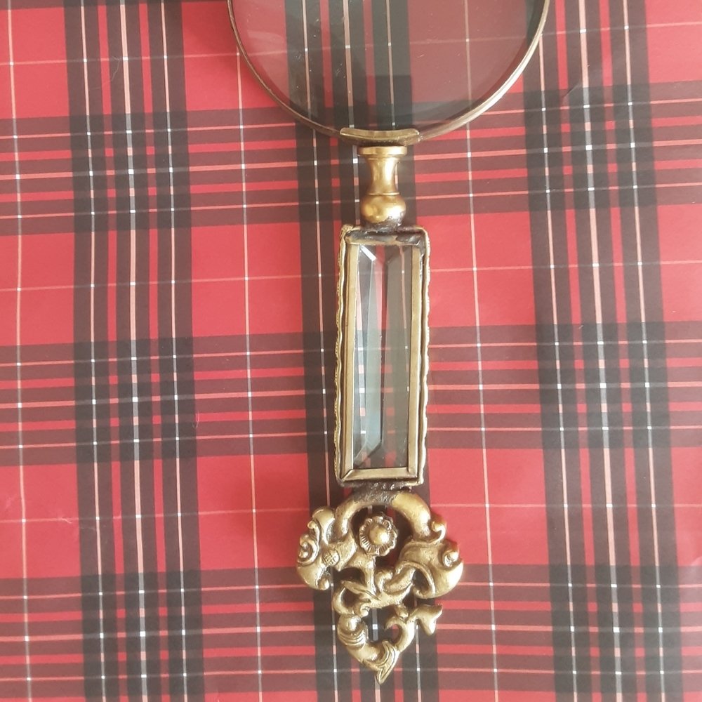 Antique Brass Magnifying Glass Ornate - Picture 4 of 8